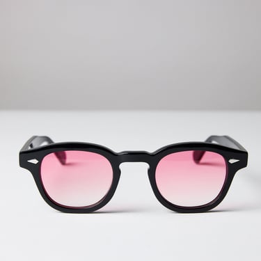 Small - New York Eye_rish, Causeway. Black Frame with Pink Fade Lenses 