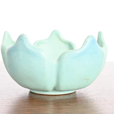 Van Briggle Arts & Crafts Lotus Form Turquoise Glazed Ceramic Bowl