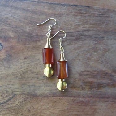 Orange agate and gold earrings 