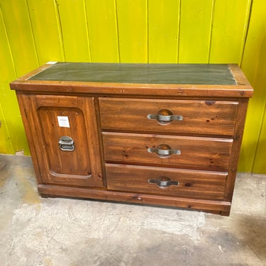 Young-Hinkle 'Ship Ahoy' Dresser