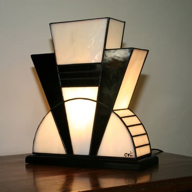 Art Deco Tiffany Stained Glass Lamp 