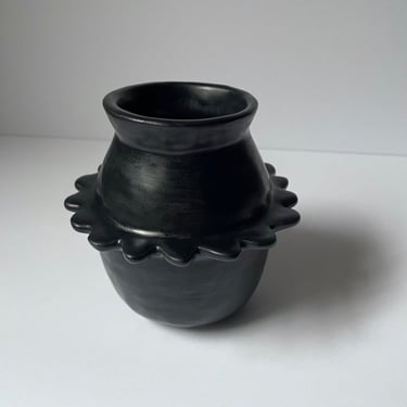 Black Scallop Vase