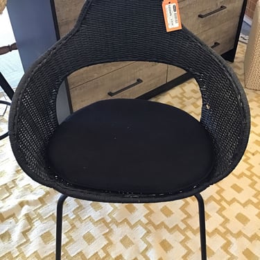 Modern Wicker Arm Chair (Seattle)