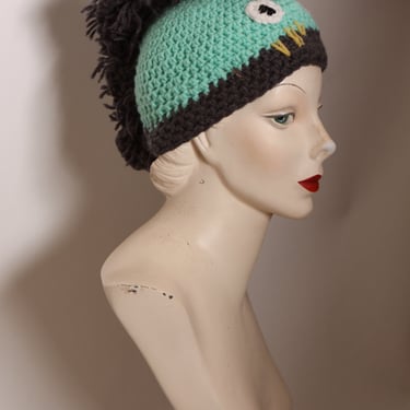 1970s Crochet Light Blue, Gray and Black Handmade Crochet Fish Style Winter Stocking Cap Hat 