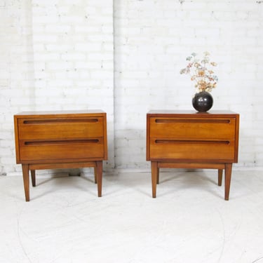 Vintage pair of walnut nightstands / end tables by American of Martinsville Danish style | Free delivery only in NYC and Hudson Valley area 