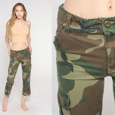 Skinny Camo Pants 90s Camouflage Trousers Boho Grunge Punk Cropped Pants Mid Rise Slim Ankle Pants Green Vintage 1990s Petite Extra Small xs 