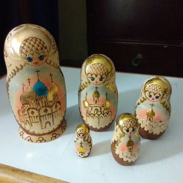 VINTAGE Russian Nesting Dolls 