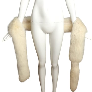 1960s White Fox Fur Scarf