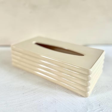 Vintage postmodern creamy white acrylic plastic ribbed textured Kleenex tissue box cover, vintage modernist bathroom decor, postmod bath 