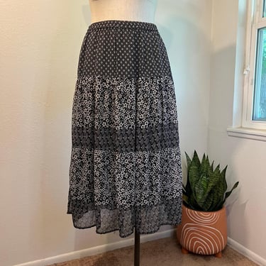 Black & White Floral Tiered Boho Whimsy Cottage Summer Skirt Size Large 