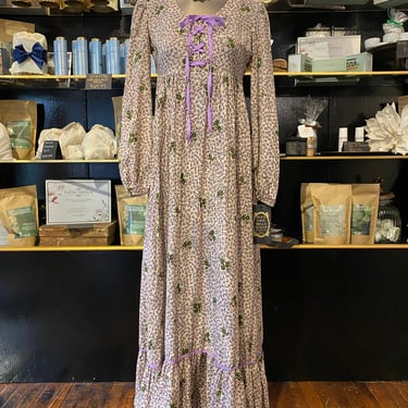 1970 maxi dress, purple floral, vintage maxi dress, gunne sax style, bohemian, empire waist, bridgerton, small, lace up, long sleeve, boho 