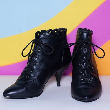 Vintage 1980s Black Granny Boots | Size 7 