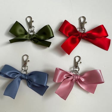 Emily Bow Charm 4 Pack