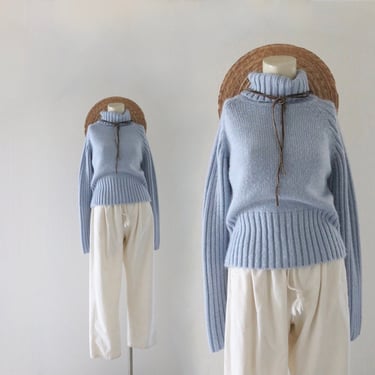 cornflower cropped sweater - s 