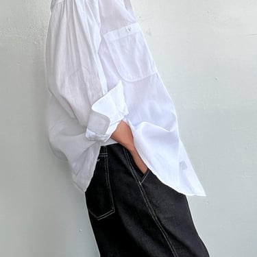 Crisp White Button Down (L)