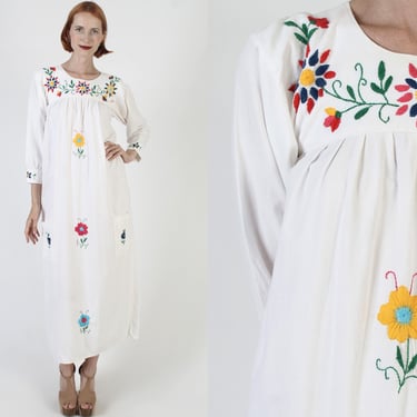 Off White Mexican Kaftan Dress, South American Cotton Caftan, Hand Embroidered Floral Dress, Vintage Ethnic Maxi With Pockets 