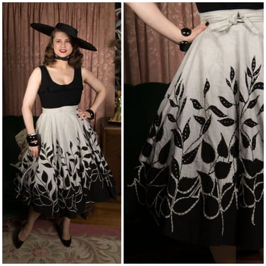 1950s Skirt - Dramatic Vintage 50s Cotton Mexican Circle Skirt with Black Climbing Vines 