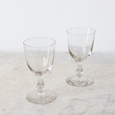 Pair of Simple Vintage Wine Glasses