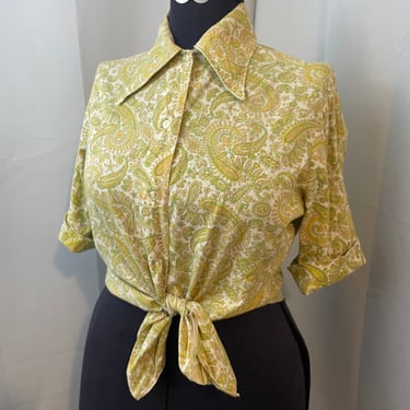 1970s Vintage Blouse Shirt Novelty Print Yellow Green Paisley Floral Dagger collar L 