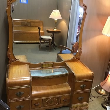 Art Deco Vanity (Seattle)