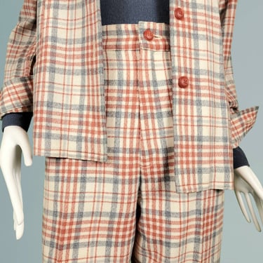 Pendleton wool plaid pantsuit from the 60s. Jacket & pants set wide legs high rise peach grey cream. Beautiful classy. (Size M) 