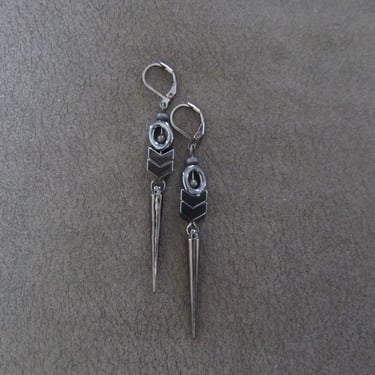 Simple gray gunmetal spike earrings 