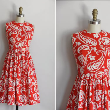 50s Island Music dress/ vintage 1950s pasiley print/ full skirt floral dress 