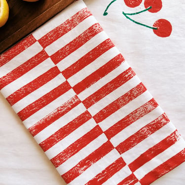 linen dinner napkins. red stripe on white. hand block printed. placemats / tea towel. hostess gifting. birthday or dinner party decor. 