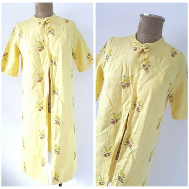 Vintage 60s Embroidered Duster Jacket Size XSmall Kimono Floral Dress Coat MOD