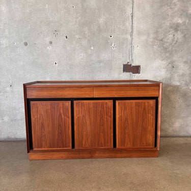 Mid Century Modern Credenza by Merton Gershun for Dillingham