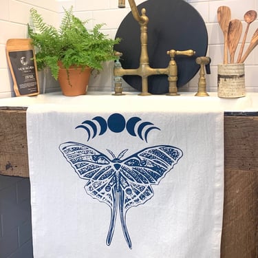 Organic Cotton Kitchen Towel | Luna Moth