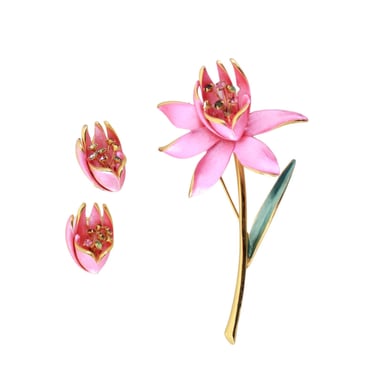 1960s SIGNED Juliana Bright Pink Rhinestone Flower Brooch