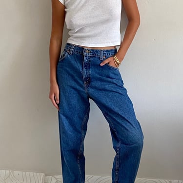 80s Levi’s dark wash jeans / vintage Levis 551 dark wash relaxed Levis high waist mom jeans made in USA | 29 x 30 