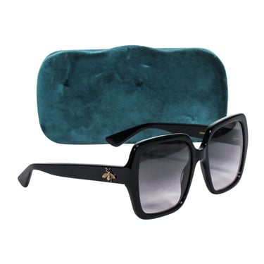 Gucci - Black Large Sunglasses w/ Logo Side Detail
