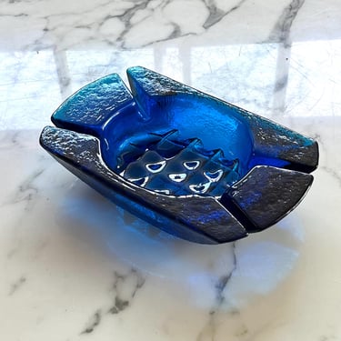 Blenko glass ashtray designed by Joel Phillip Myers 