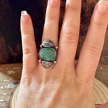 VINTAGE WIND FEATHERS Turquoise & Sterling Silver Ring | Southwestern Jewelry | Vintage Small Dainty Ring | Size 5 