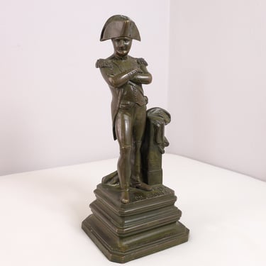 Antique bronze statue of Napoleon Bonaparte - Napoleon Bonaparte sculpture - Vintage Statue - Home and Office Decor - Gift idea 
