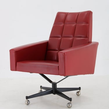 1970s Red Swivel Armchair in Leatherette, Czechoslovakia 