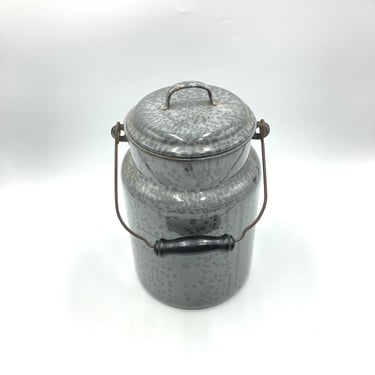 Vintage Gray Granite Ware Creamer Can, Antique Enamelware Cream Pail with Lid and Bail Handle, Farmhouse Chic Decor 