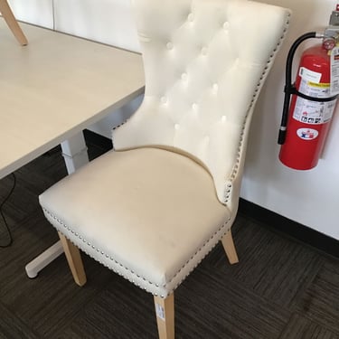 White High Back Chair (Seattle)