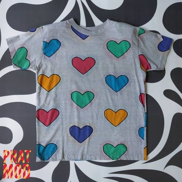 Cute Vintage 80s Gray Rainbow Hearts T-Shirt 
