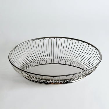 Alessi Bread Basket/Fruit Bowl, Oval Shaped 18/10 Stainless Steel, Made in Italy, Vintage 1970's 