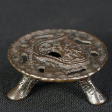 Antique Japan bronze Beppuzaiko dragon sculpture Sumi-oki ink holder 1800 art 