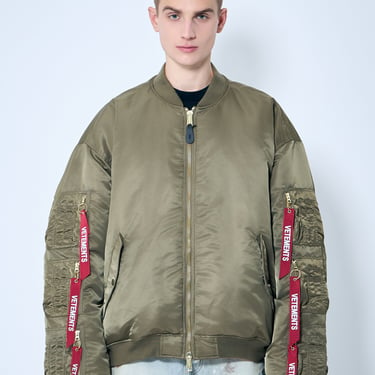 Vetements Men Reversible Cargo Bomber Jacket