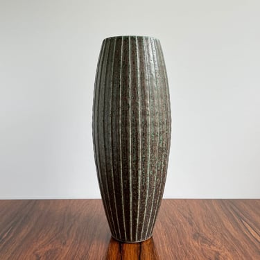 Carved 12" Studio Pottery Vase by Ed Thompson - Allied Craftsmen of San Diego Artist 