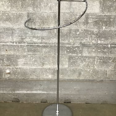 Round Garment Rack (Seattle)