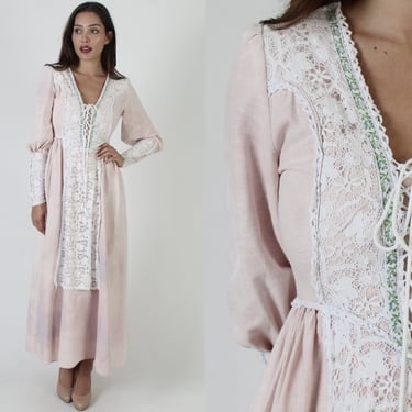 1969 Black Label Gunne Sax Maxi Dress / Crochet Zipper Sleeve Prairie Wedding Gown / Tie Dye 70s Renaissance Fair Oufit 