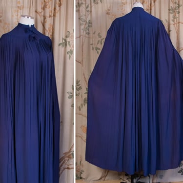 1930s Cape - Rare Vintage 30s Full Length Rayon Crepe Fully Pleated Cape with Bows 
