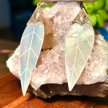 Sterling Silver Mother Of Pearl Earrings Leaves Handmade Hand Carved Shell Retro Vintage gift 