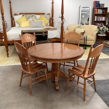 Two Leaf Dining Set